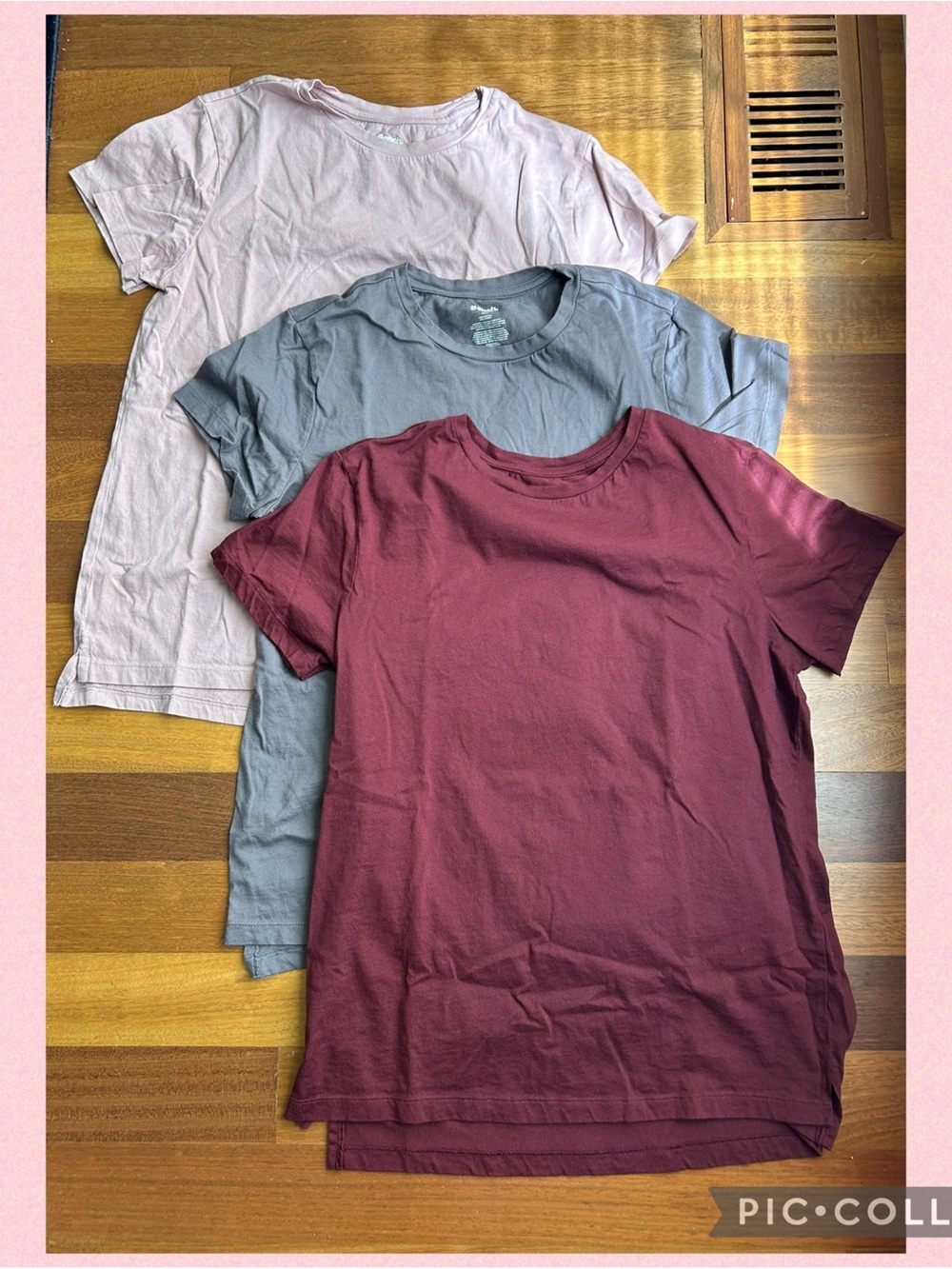 Bench women's tee bundle S/M